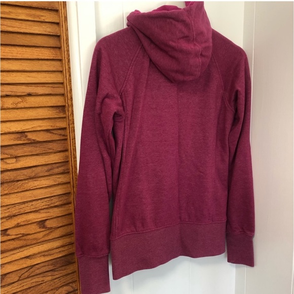 The North Face Jacket Hoodie - Picture 7 of 8